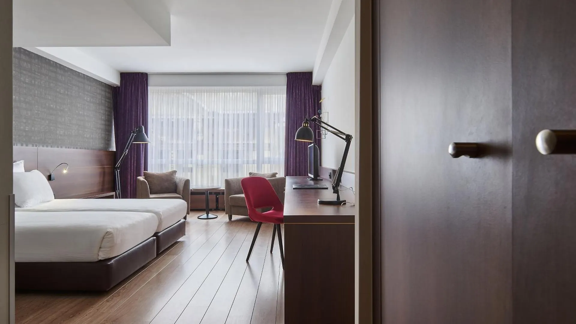 ****  Theater Hotel Antwerpia Belgia