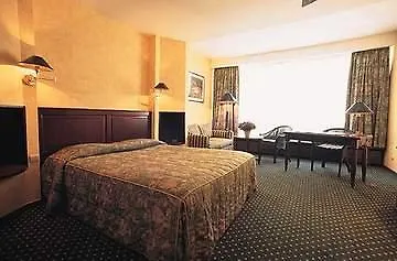 ****  Theater Hotel Antwerpia Belgia