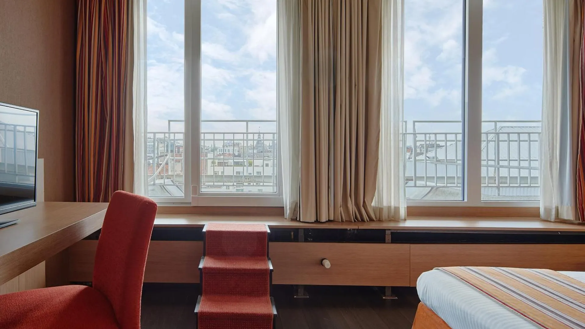 Theater Hotel Antwerpia 4*,  Belgia
