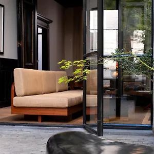 Hotel Julien, Antwerpia
